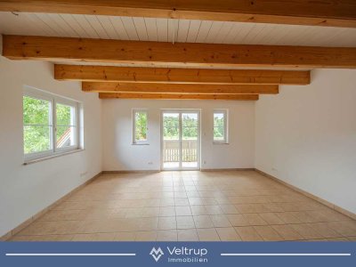 ELEGANTE MAISONETTE-WOHNUNG IN HOLZHAUSEN