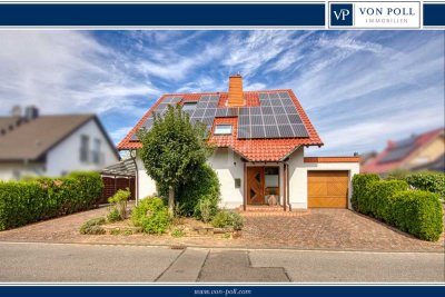 Mehr Raum zum Leben – stilvolles Zweifamilienhaus mit PV-Anlage und Wohlfühlgarten