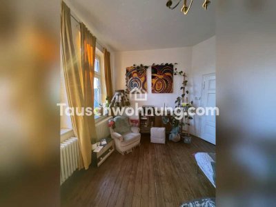 Tauschwohnung: Biete zentrale Altbauwohung mit 4 Zimmern und hohen Decken