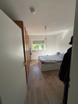 Freundliche und gepflegte 3-Zimmer-Wohnung mit Balkon und Einbauküche