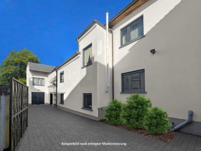 Großzügiges Zweifamilienhaus mit Balkon und Garage in Neulußheim