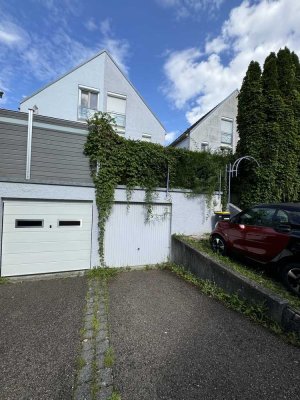 Gepflegte 6-Zimmer Doppelhaushälfte in Kirchheim unter Teck