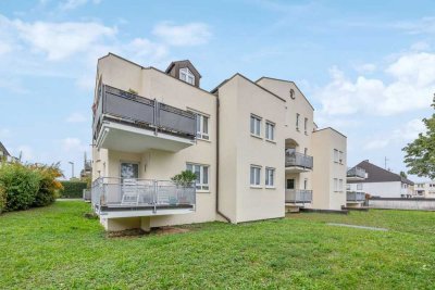2-Zimmer-Wohnung im EG mit Einbauküche, Balkon und TG-Stellplatz