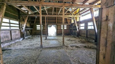 Landwirtschaftliches Gewerbe auf einzigartigem Grundstück