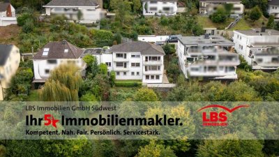 Mehrfamilienhaus mit Atemberaubender Aussicht ins Grüne