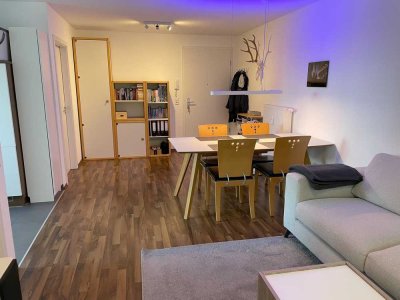 Helle 2 Zimmer Single-Wohnung mit Balkon in Echterdingen