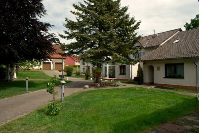 Ruhige 2-Zimmer-Wohnung in SENIOREN Wohngemeinschaft