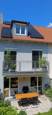 Familienfreundliches Reihenmittelhaus in ruhiger Privatstraße