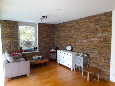 Zentrumsnahes Wohn-Glück mit Gartenidylle – ideal für Familien, Paare &amp; Generationenwohnen