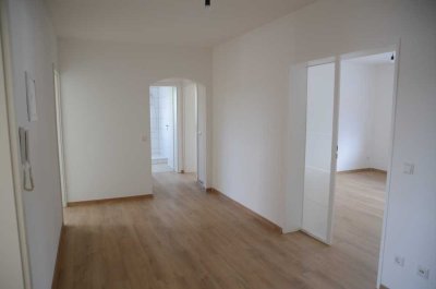 Moderne 4-Zimmer-Dachterrassenwohnung + Tiefgarage