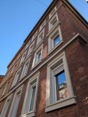 Altbau im Westen - helle & komfortable Wohnung