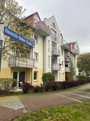 klein aber fein - DG-Wohnung inkl. Stellplatz in Böhlitz-Ehrenberg