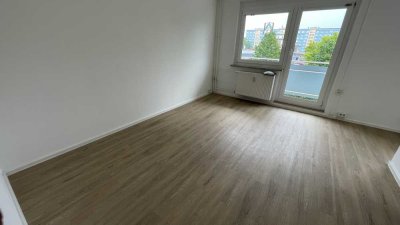 Im 3. OG Lift - EBK - großer Südbalkon - Jetzt Termin vereinbaren!!