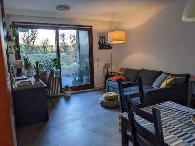 Exklusive, gepflegte 2-Zimmer-Wohnung mit Balkon, Einbauküche und Stellplatz in Tübingen