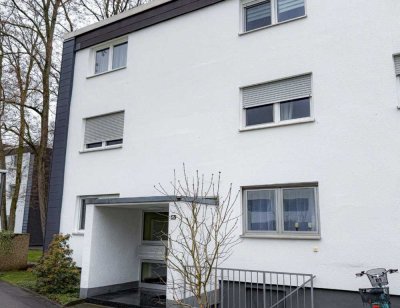 Helle und gut geschnittene 2-Zimmer-Etagenwohnung in gepflegtem Mehrfamilienhaus zu vermieten