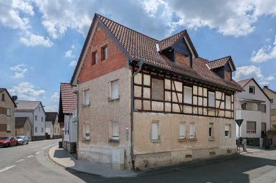Kapitalanleger & Selbstnutzer aufgepasst: ZFH mit Ausbau-Reserve vor den Toren Darmstadts!