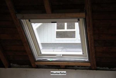 Wohnung im Dachgeschoss - provisionsfrei