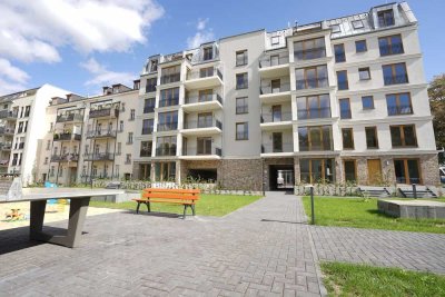 Zentrum-West: Exklusive 4-Raum-Maisonette mit Terrasse, EBK & Sauna – Wohnen wie im Haus
