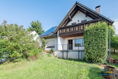 Charmantes Einfamilienhaus mit Pool und großem Potenzial zur Verwirklichung Ihrer Wohnträume