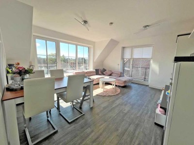 Maisonette mit Weitblick: Mit Balkon & Tiefgarage
