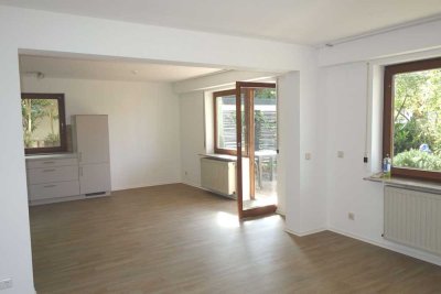 2 Zimmer  EG-Wohnung mit Terrasse in ruhiger Wohnlage