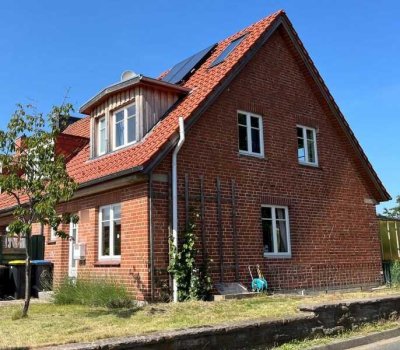 Gemütliches und weitgehend modernisiertes Reihenendhaus in Mölln
