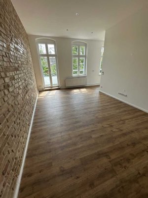 Modernisierte 2- Zimmer- Altbauwohnung nahe Tegeler See