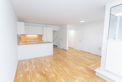 Wohnen auf zwei Ebenen - 4 Zimmer Maisonette EIGENTUMSWOHNUNG in 1220 Wien - kernsaniert und provisionsfrei!