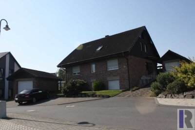 Zweifamilienhaus mit Einliegerwohnung – Ruhig & Sonnig