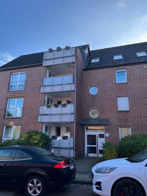 Freundliche und gepflegte 2-Zimmer-Wohnung mit gehobener Innenausstattung in Mülheim Ruhr, Saarn