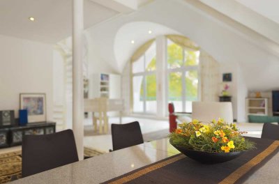 Voll möblierte Dachgeschoßwohnung mit Stil