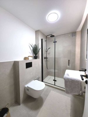 Helle, Renovierte Erdgeschosswohnung mit Tiefgarage, Balkon, Keller, Aufzug - Provisionsfrei