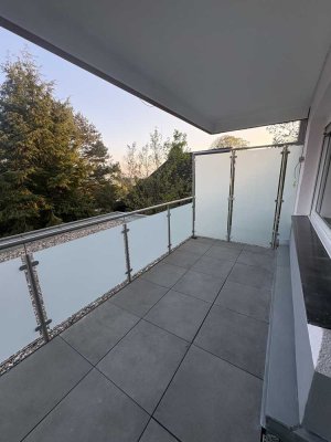 Kernsanierte 2+1 Zimmer-Wohnung mit Balkon (Perfekt für Homeoffice geeignet)