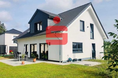 Einzugsfertiges KFW 55 Massivhaus - exklusives Familiendomizil mit sep. Einliegerwohnung