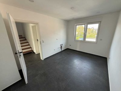 Moderne 5-Zimmer-Maisonette mit Balkon – ALL-INCLUSIVE (Strom, Heizung & Internet)