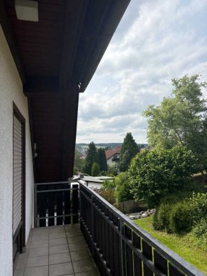 Schöne helle Wohnung in gute Hände zu vermieten!
