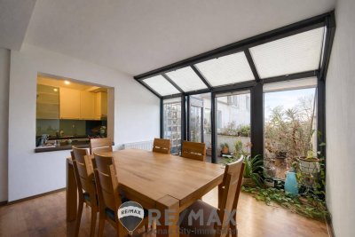''Wohnen im Terrassenhaus''