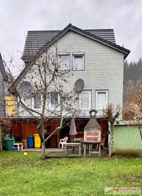 Frühlingsaktion - Zentral gelegenes EFH mit eingezäuntem Garten in Bad Laasphe / Stadt zu verkaufen.