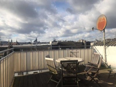 Schöne 2 Zimmerdachgeschoßwohnung mit Dachterrasse