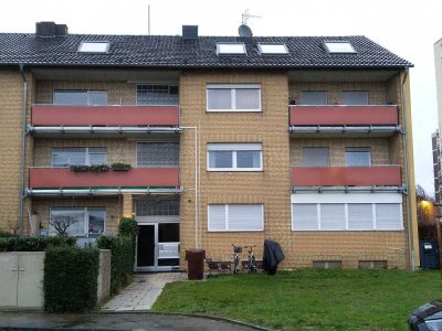 Frisch teilrenovierte, schöne zwei Zimmer Wohnung in Dülken, Viersen