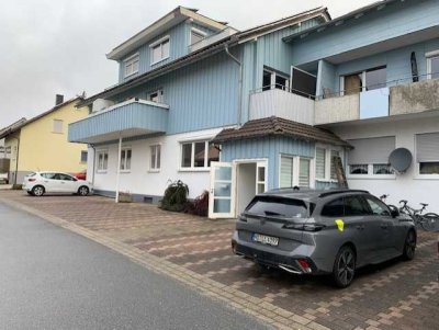 Helle 3,5-Zimmer-Wohnung mit Terrasse in Fahrenbach