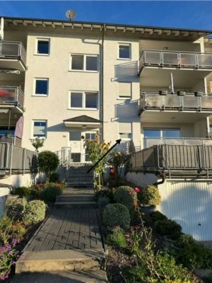 Schöne und gepflegte 2-Zimmerwohnung mit Einbauküche, Balkon/Terrasse und Garage in Bad Bodendorf