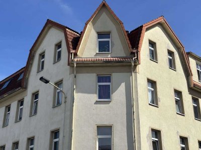 Investitionschance: Solide vermietete 2-Zimmer-Wohnung in modernisiertem Gebäude