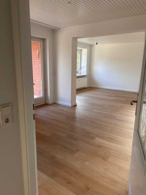 Exklusive, modernisierte 3 Zimmer-Wohnung für gehobenes Wohnen – sofort bezugsfertig