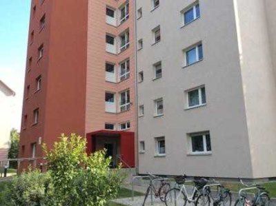 1- Zimmerwohnung mit Balkon in verkehrgünstiger Lage
