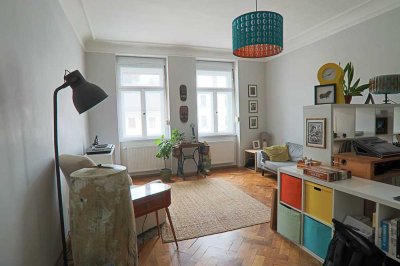 Großzügige 3 Zimmer Altbauwohnung