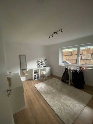 Kapitalanlage oder Eigennutzung - Helle 3-Zimmer Wohnung mit Gartenanteil zu Verkaufen