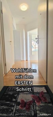 Lichtdurchflutete 2 Zimmer ETW mit Loggia und TG   * Schöner Wohnen im Weimarer Land *