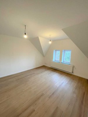 Helle 3-Zimmer-Wohnung im sanierten Altbau – Stilvolles Zuhause in Aachen