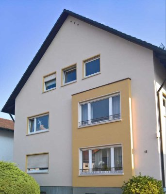 Helle 4-Zimmer-Wohnung in gepflegtem 4-Familienwohnhaus  in Obertshausen